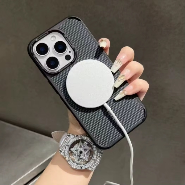 iPhone 16 Pro Man case MagSafe